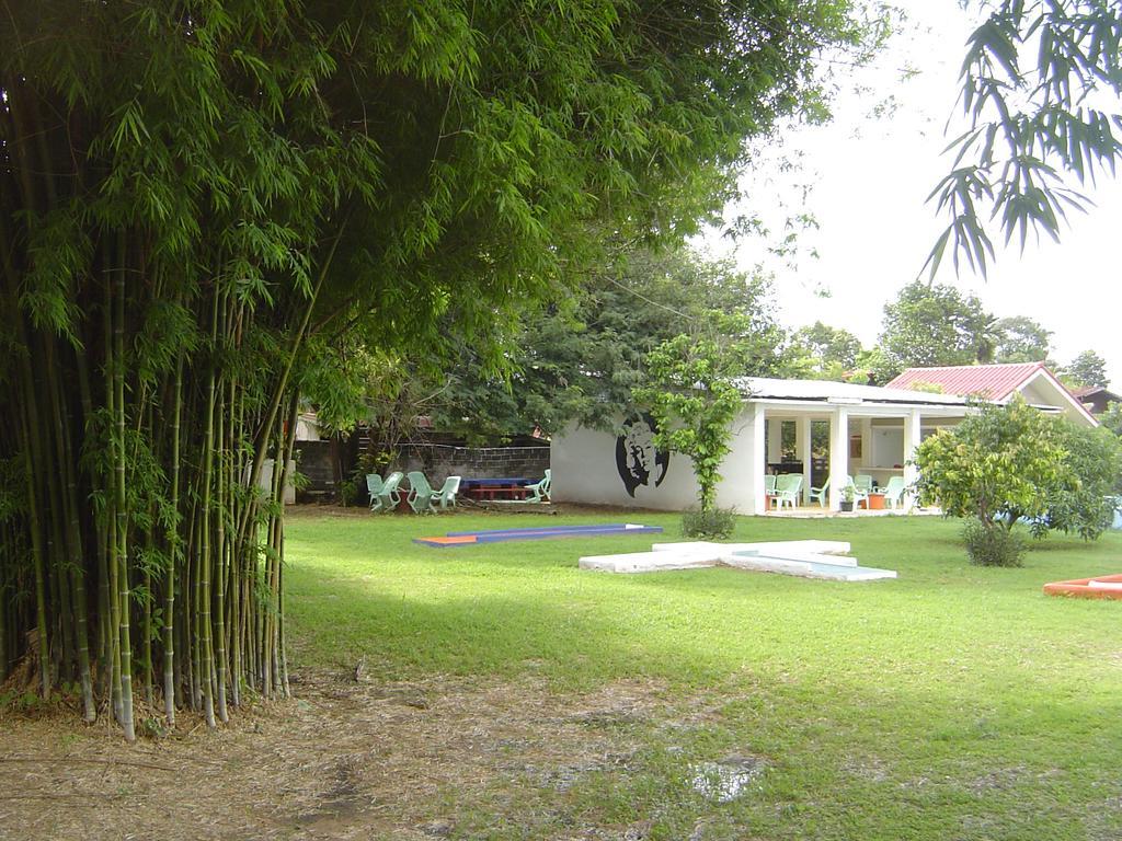 Mini-Golf **** & Resort Ubon Ratchathani Exterior photo